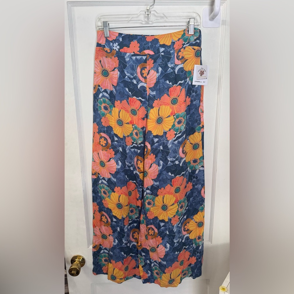O'Neill Farrah Wide Leg Floral Pants in Sahara Sun Women’s Medium - Picture 2 of 6